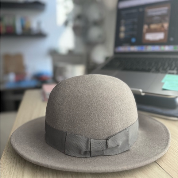 Vintage Saks Fifth Avenue Lee Black Gray 100% Wool Hat - Picture 4 of 7